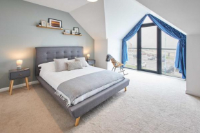 Host & Stay - Empress Point